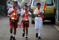 Seperti biasanya, ketika menjalani MOS, mereka diminta tampil unik.