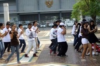 Acara dari SONEID selanjutnya adalah bakti sosial di bulan puasa dan acara gathering akbar SONE Indonesia yang akan dilaksanakan pada 9 September nanti. (Dok. SONEID)