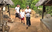 Erwin juga mengajak penggebuk drum SID Jerinx dalam filmnya. (Tabia Films dan Winmark Pictures)