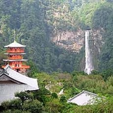 Panjat Air Terjun Sakral di Jepang, 3 Pria Ditangkap Polisi