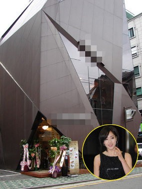 Ibu Eunjung T-ara Bangun Kafe Mewah di Seoul