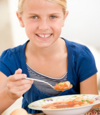 Yuk, Tiru Cara Orang Perancis Agar Anak Doyan Makan!