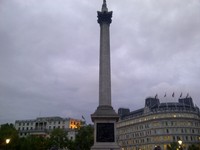 Monumen di Trafalgar Square. Lapangan ini pernah menjadi tempat konser, unjuk rasa dan aneka perayaan besar (Indra/detikTravel)