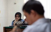Fahd mengaku telah menerima pengembalian duit Rp 5 miliar dari Rp 6 miliar yang disetor ke Wa Ode Nurhayati. Ramses/Detikfoto