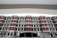 Gedung Rusunawa yang seharusnya disewakan untuk para pekerja, namun menjelang dua bulan lagi pelaksanaan PON XVIII Riau, disulap menjadi wisma atlet.