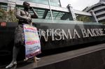 Korban Lapindo Nangkring di Wisma Bakrie