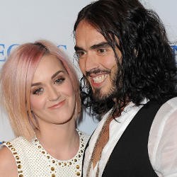 Katy Perry Akhirnya Resmi Jadi Janda