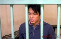 Meski berada di sel tunggu, Ariel tetap meladeni pertanyaan pewarta. Fakhmi Kurniawan/detikHOT.