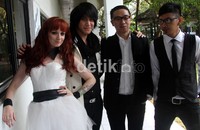 Kevin bersama Volts saat ditemui di dahSyat, Kebon Jeruk, Jakarta Barat, Selasa (17/7/2012). Gus Mun/detikHOT.