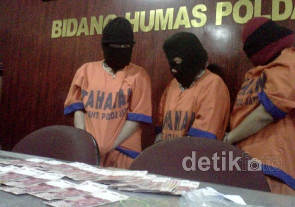 Tiga Wanita Pengedar Uang Palsu Diamankan