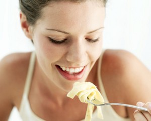 9 Trik Agar Tidak Makan Berlebihan