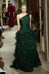 Giambattista Valli, Fall/Winter Couture 2012. New York Fashion Week 2012. [Foto: Julien M. Hekimian/Getty Images]