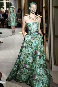 Giambattista Valli, Fall/Winter Couture 2012. New York Fashion Week 2012. [Foto: Julien M. Hekimian/Getty Images]