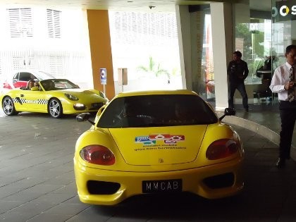 Bikin Heboh dengan Taksi Ferrarinya, Bank Mandiri Minta Maaf