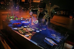 Ini Dia 10 Negara yang Membuat Turis Gemuk