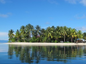 Cantik! Seluruh Desa Ini Dipenuhi Pasir Putih
