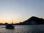 Secantik Inilah Mentari Pagi Labuan Bajo, Flores