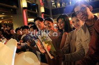 Kegiatan itu akan berlangsung mulai 18 Juli-26 Agustus 2012 di Jakarta dan 6 kota besar lainnya seperti Bandung, Surabaya, Yogyakarta, Medan, Makassar dan Padang