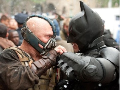 Batman vs Bane di The Dark Knight Rises
