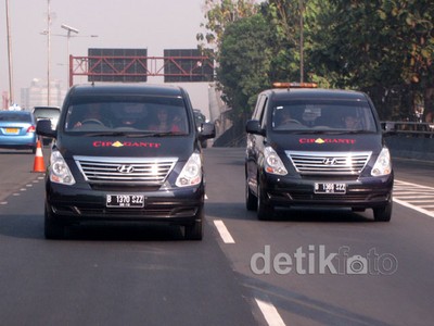 Mobil Travel Anyar Cipaganti
