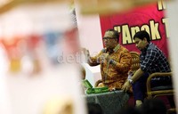 Wakil Menteri Kemenparekraf Sapta Nirwandar menyampaikan pendapatnya dalam dialog bertema Musik sebagai Anak Tiri Industri Kreatif.