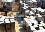 Tempat Penampungan Kotak Suara Berantakan