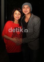 Mesranya Anji & Wina