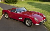 Ferrari 250 GT LWB Alloy California Spider Competizione tahun 1960 diperkirakan laku Rp 66 miliar-Rp 85 miliar. Mobil-mobil tersebut akan dilelang di Concours dElegance Pantai Pebble, California, 18-19 Agustus 2012. (dok Gooding & CO).