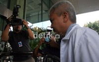 Sebelumnya, KPK menetapkan Bupati Buol Amran Batalipu sebagai tersangka karena diduga menerima suap dari Yani Anshori, General Manager PT Hardaya Inti Plantation. Suap diberikan sebanyak Rp 3 miliar terkait hak guna usaha perkebunan sawit milik PT Citra Cakra Murdaya dan PT Hardaya. Ramses/detikcom.