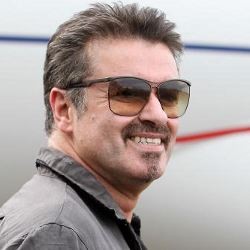 George Michael Tak Kesampaian Duet bareng Amy Winehouse