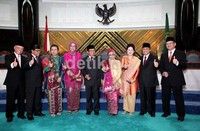 Pejabat tinggi negara turut hadir seperti Ketua DPR Marzuki Ali, Ketua DPD Irman Gusman, Menkeu Agus Martowardojo dan Gubernur BI Darmin Nasution.