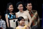Hebat! Anak Kecil Ini Jelajahi Dunia dengan Piano