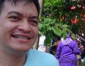 Hedi Yunus Siap Luncurkan Album The Best Religi