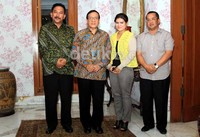 Anna datang bersama Bupati Tapanuli Tengah Raja Bonaran Situmeang, SH. M. Hum. Ia menjelaskan bahwa sejak awal Akbar Tandjung sudah memberi dukungan penuh pada film Mursala. (Foto: Herianto Batubara)