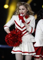 Aksi Madonna Jadi Cheerleader