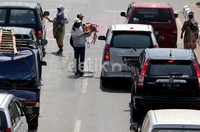 Meski Satpol PP Kota Bekasi, terus melakukan razia kepada para pengemis, namun keberadaan mereka tetap banyak.