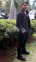 Judika Bergaya ala Rocker