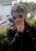 Judika Bergaya ala Rocker