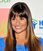 Senyuman Manis Lea Michele