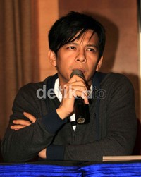 Ariel rencananya bersama dengan ex personil Peterpan akan meluncurkan album terbaru.