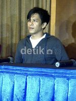 Ariel Gelar Jumpa Pers