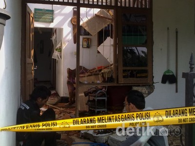 Ledakan di Depok, Hancurkan 1 Rumah