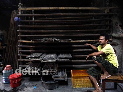 Kedelai Meroket, Perajin Tahu Mogok Produksi