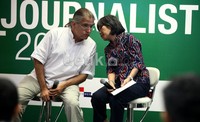 Khusus di tahun 2012 akan ada pengajar tamu fotografer international dari belanda yang akan memberikan pelatihan secara langsung kepada para peserta, selain beberapa pengajar dari PannaFoto Institute.