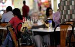 Siang Hari di Bulan Ramadan, Restoran ini Tetap Buka
