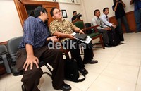 Paramitha Rusady dan sang suami, Nenad Bago kompak tak menghadiri sidang cerai perdanannya.