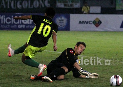 Andik Bikin Kalang Kabut QPR