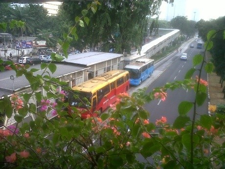 5 Jembatan Busway yang Bikin Ngos-ngosan
