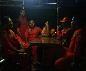 Pencarian Kapal Imigran Gelap Karam di Perairan Sumenep Ditunda