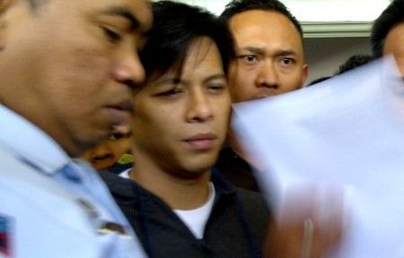 Jepret! Ariel Sudah Rekam Data e-KTP